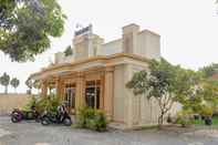 Bangunan SPOT ON 1847 Hotel Maya