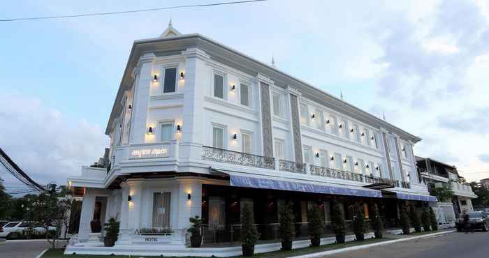 Bên ngoài Arunreas Hotel