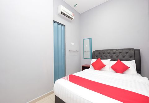 Bedroom OYO 89436 Sza Inn (Syariah)