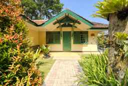 Villa Lotus 5BR Rumah Gadog, USD 202.35