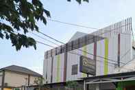 Exterior Lucky Hotel Palu