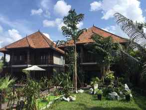 Bangunan 4 Java Wooden Villa & Residence