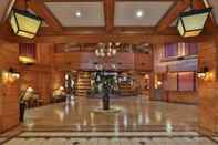 Lobby The Manor at Camp John Hay