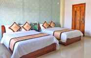 Bedroom 4 Tan Nhat Suong Hotel