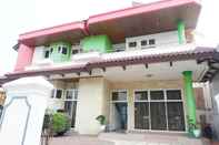 Exterior Fortuna Guest House Padang