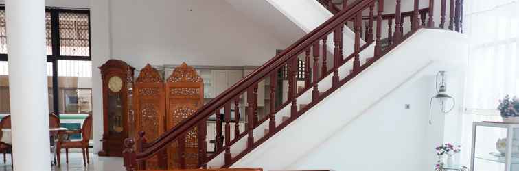 Lobby Fortuna Guest House Padang