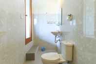 Toilet Kamar Sunari Guesthouse