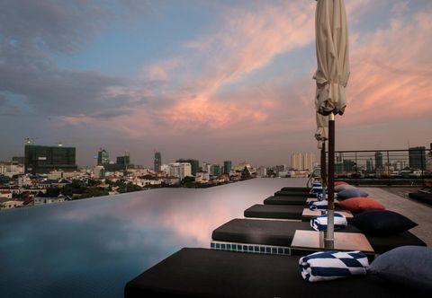 สระว่ายน้ำ Aquarius Hotel & Urban Resort