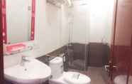 In-room Bathroom 7 Ha Thanh 2 Hotel Nha Trang