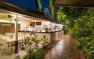 ร้านอาหาร 7  Lokal Phuket Hotel