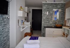 침실 2 BELLEVUE comfort Apartement Bandung City