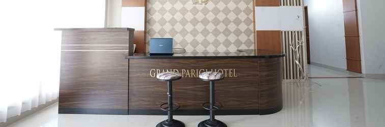 Lobi Grand Parigi Hotel