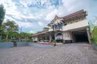 Exterior OYO 1962 Anugerah Wisata Hotel