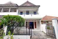 ภายนอกอาคาร OYO Life 1942 Asia Residence Syariah