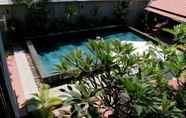 Kolam Renang 3 Corner9 Bassac Boutique Hotel