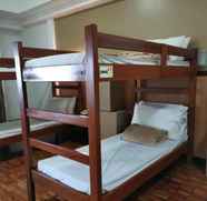 Kamar Tidur 5 V - ROOMS Hostel