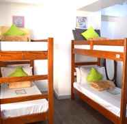 Kamar Tidur 4 V - ROOMS Hostel