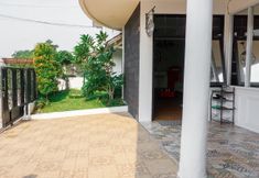 Bangunan 3 SPOT ON 2053 Granada Syariah Home Stay