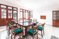 Ruangan Fungsional OYO 1990 Kost Kuningan Executive Boading House Setiabudi Near MRCCC Siloam Hospitals Semanggi