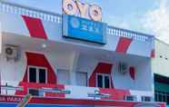 Bangunan 3 OYO 2045 Hotel 211