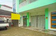 Bangunan 3 OYO 1804 Guest House Oema'h Opa