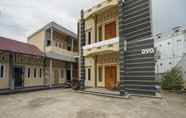 Exterior 2 OYO 2036 Afifah Homestay Syariah