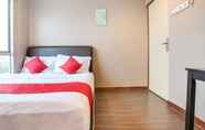 Bedroom 2 OYO 90282 Hotel Taj (seksyen 7)