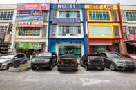 Exterior OYO 90282 Hotel Taj (seksyen 7)