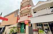 ภายนอกอาคาร 3 OYO 90048 Teratai Bekasi Guesthouse