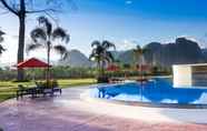 Swimming Pool 5 Tmark Resort Vang Vieng