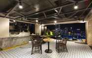 Quầy bar, cafe và phòng lounge 7 Ventana Nha Trang Hotel
