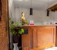 Sảnh chờ 6 Super OYO 2068 Abhaya Mudra Homestay