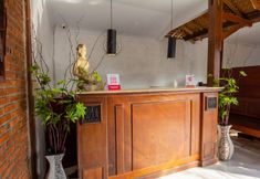 Lobby 6 Super OYO 2068 Abhaya Mudra Homestay