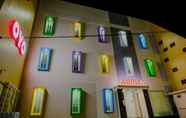 Exterior 5 OYO 1665 Aurila Homestay Syariah