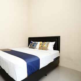 SPOT ON 2027 Putri Guest House Syariah1 , 飯店Wisata Argo Kaligua Brebes/Banyumas