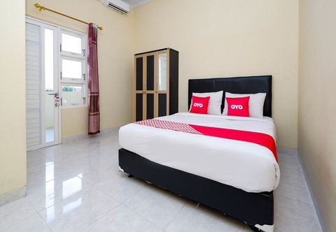 Bedroom OYO 2058 Griya Ria