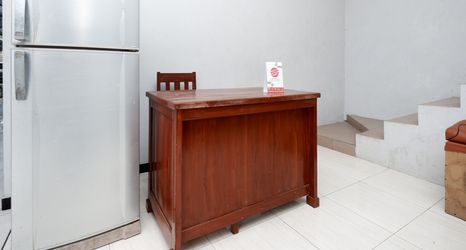 Lobby 2 OYO 2058 Griya Ria