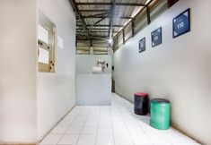 Lobby 6 OYO Life 2050 D'cinnamons Residence