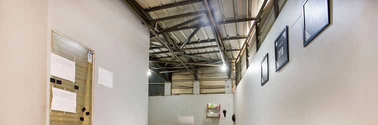 Lobby OYO Life 2050 D'cinnamons Residence