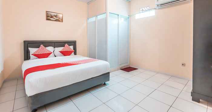 Kamar Tidur OYO 1868 J&b Room Pramuka