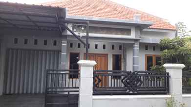 Exterior 4 Nadhifa Homestay Banyuwangi