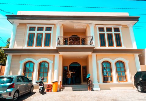 Exterior Bluefire Homestay Syariah
