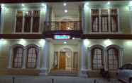 Exterior 2 Bluefire Homestay Banyuwangi