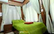 Kamar Tidur 2 Anugro's Homestay By The Grand Java