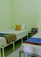 BEDROOM SPOT ON 2081 Sriwijaya Family Residence