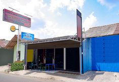 외관 4 SPOT ON 2106 Homestay Flamboyan