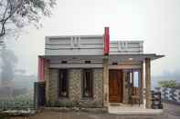 Bangunan OYO 2120 Pieter Homestay Bromo