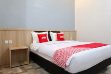 寝室 OYO 1994 Baba Guest House