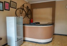 Lobi 7 OYO 2029 Hotel Jatimas