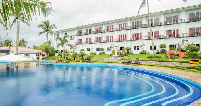 Swimming Pool Starview Hotel